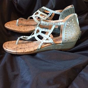 Dolce by mojo moxy sandals
